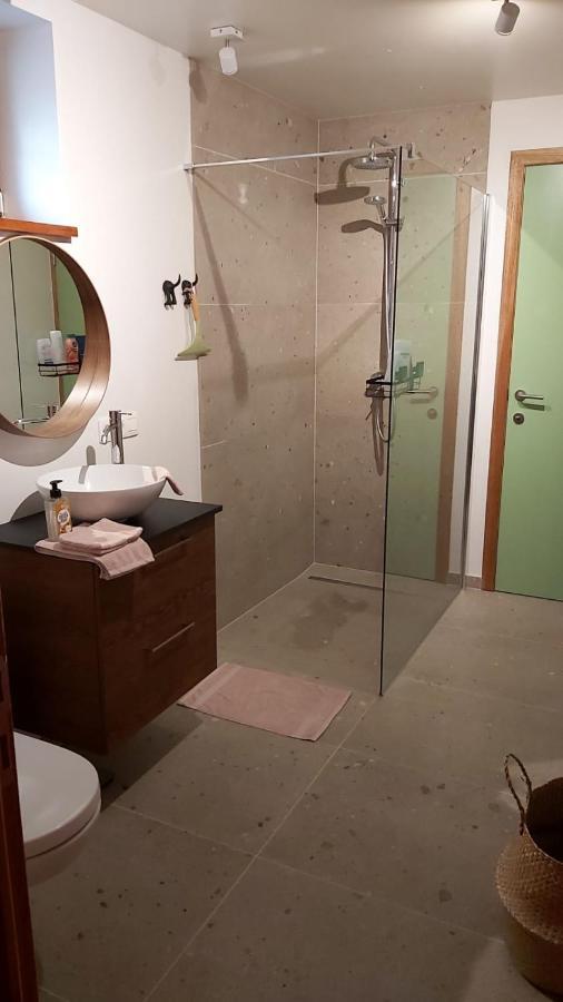נזארת B&B Houten Huis מראה חיצוני תמונה